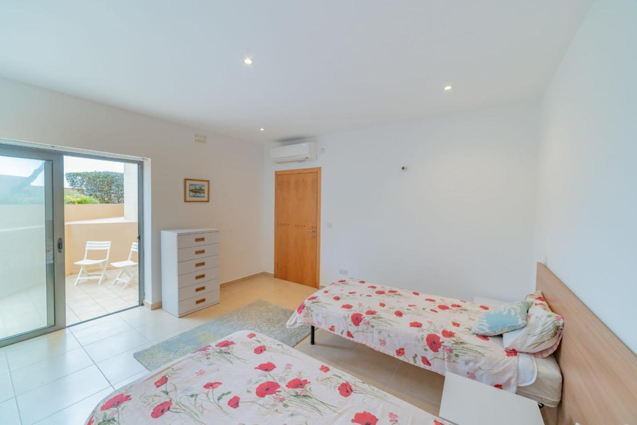Luxury Seaview & Pool-Hosted By Sweetstay Mellieħa Exterior foto
