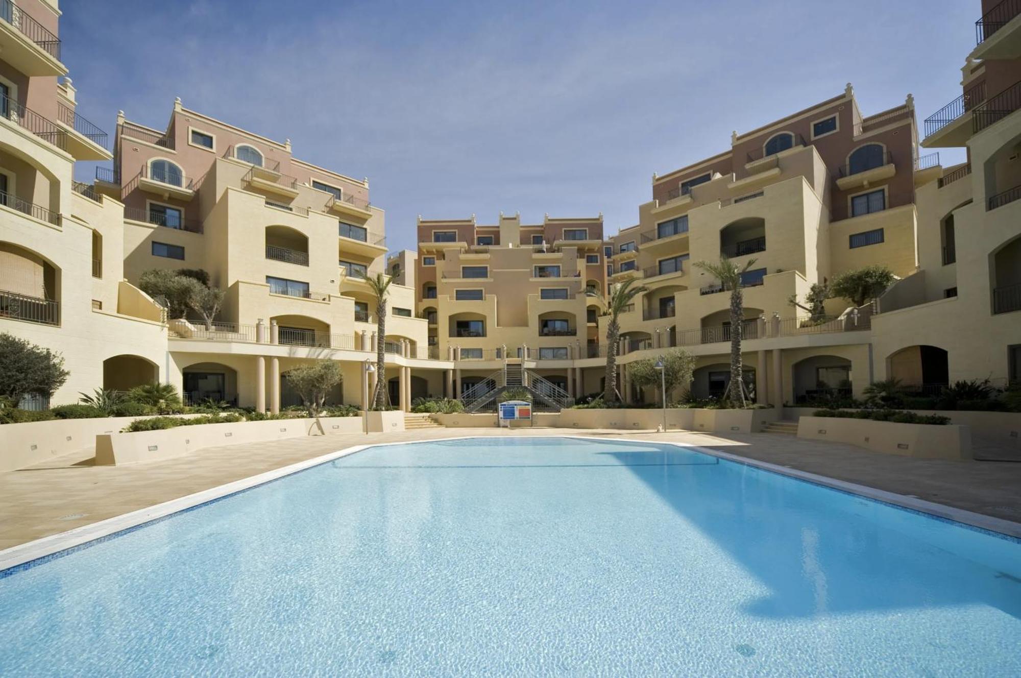 Luxury Seaview & Pool-Hosted By Sweetstay Mellieħa Exterior foto